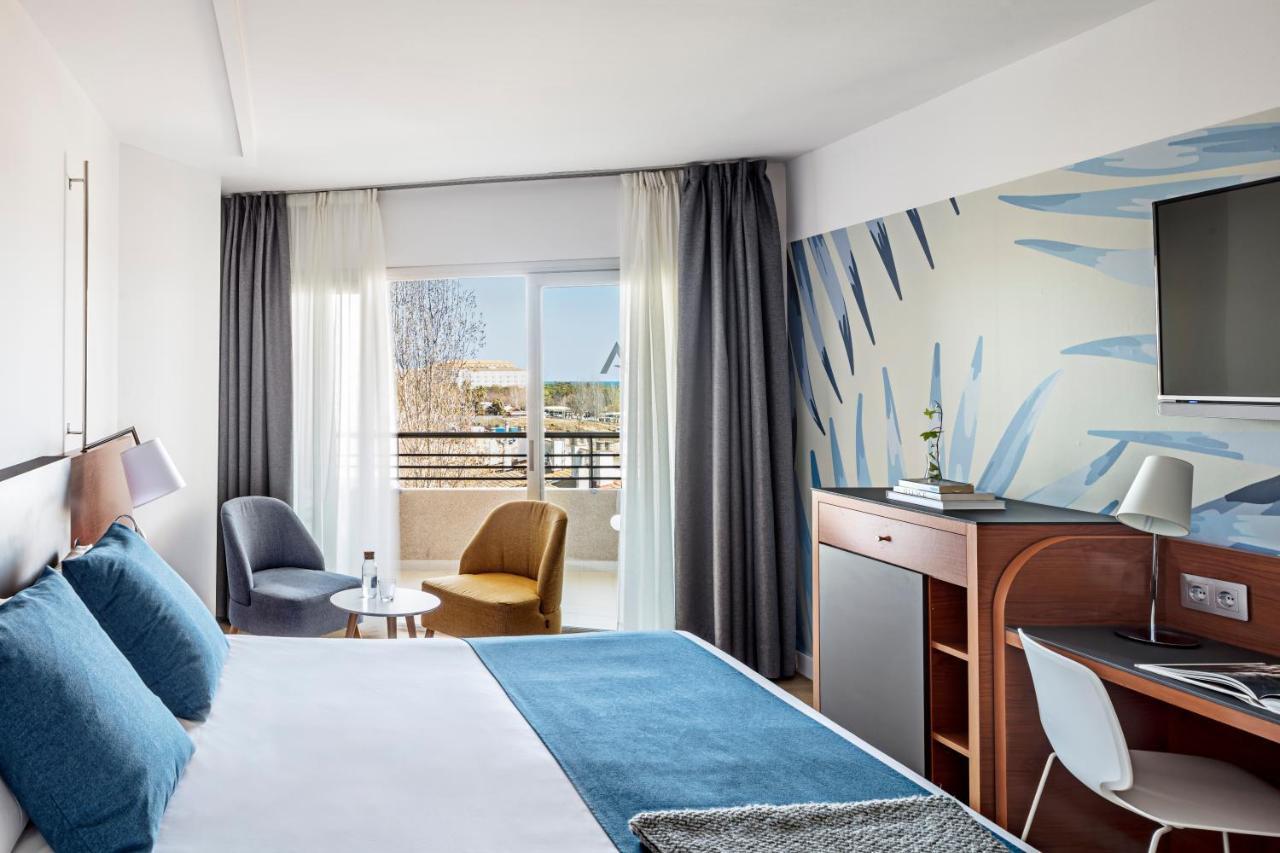 Aqua Hotel Onabrava & Spa 4*Sup サンタ・スサナ エクステリア 写真