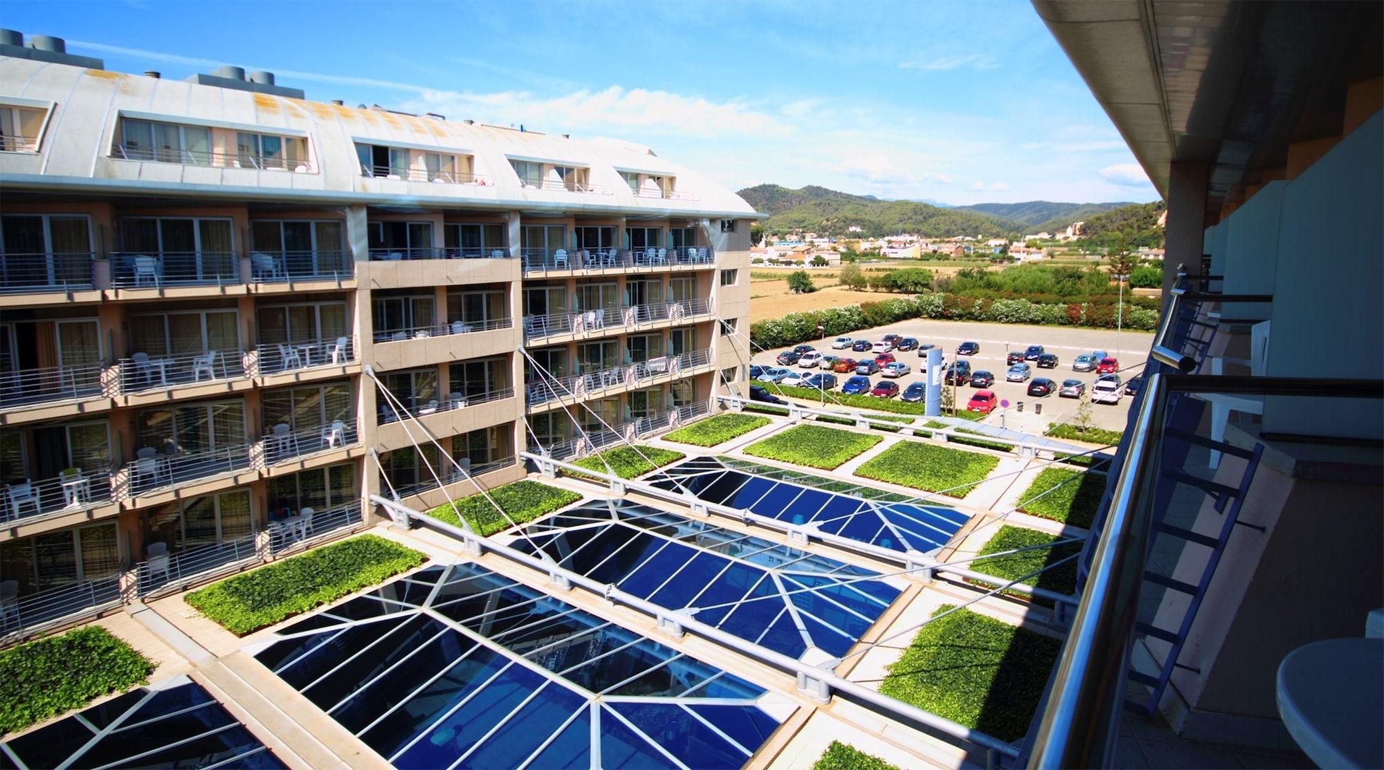 Aqua Hotel Onabrava & Spa 4*Sup サンタ・スサナ エクステリア 写真