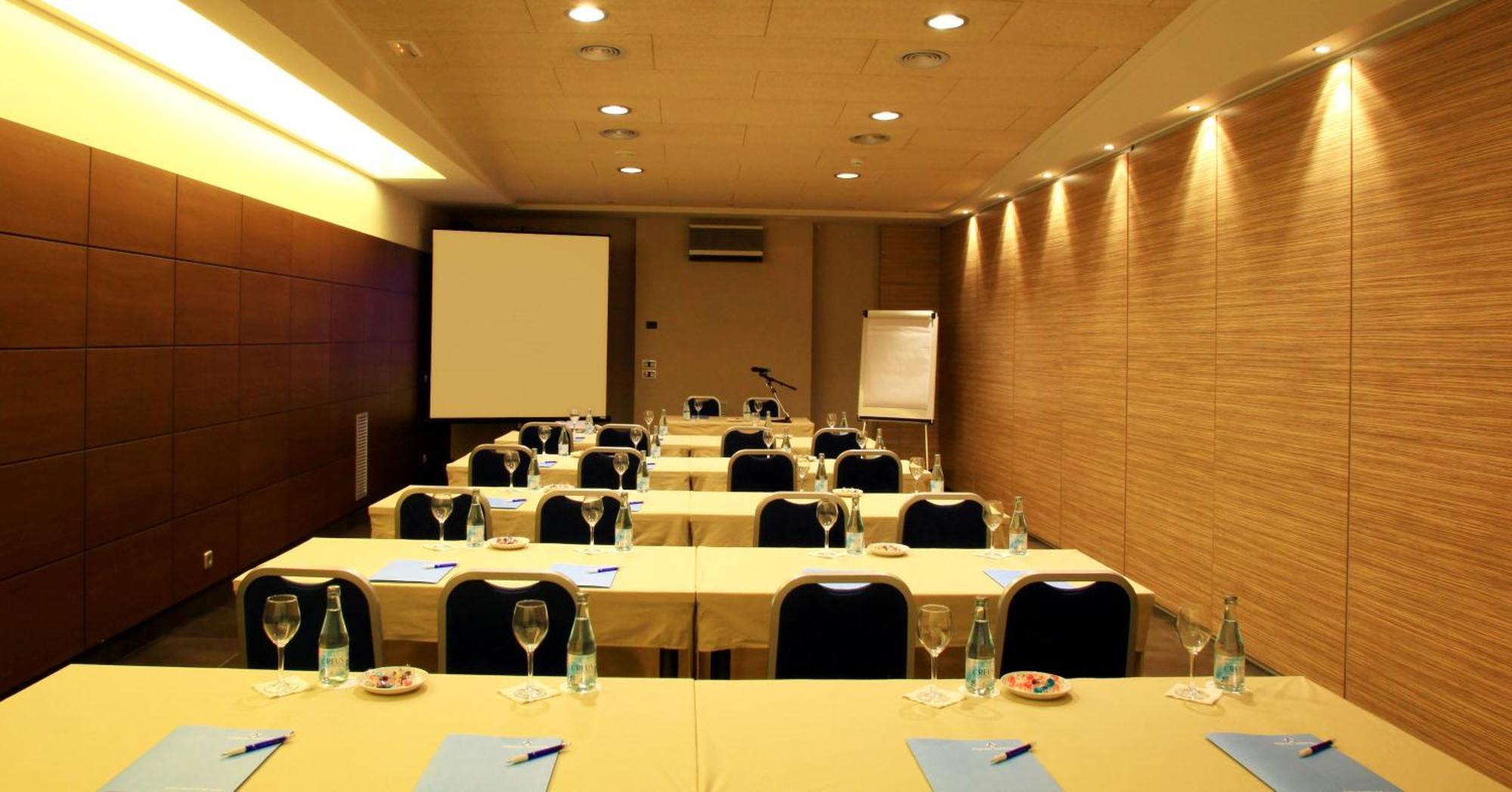 Aqua Hotel Onabrava & Spa 4*Sup サンタ・スサナ エクステリア 写真