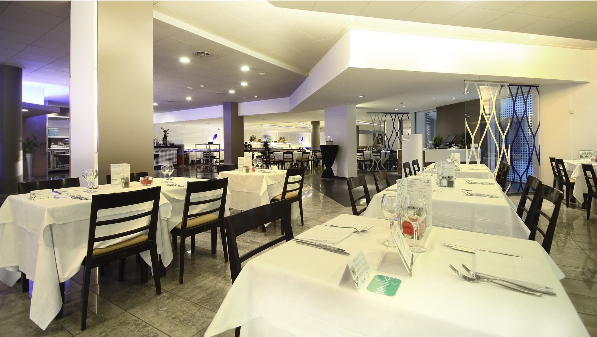 Aqua Hotel Onabrava & Spa 4*Sup サンタ・スサナ エクステリア 写真