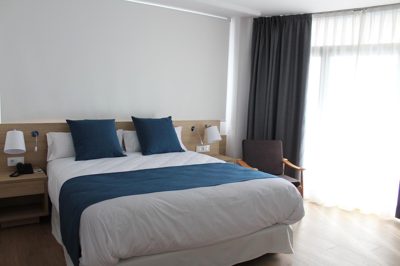 Aqua Hotel Onabrava & Spa 4*Sup サンタ・スサナ エクステリア 写真
