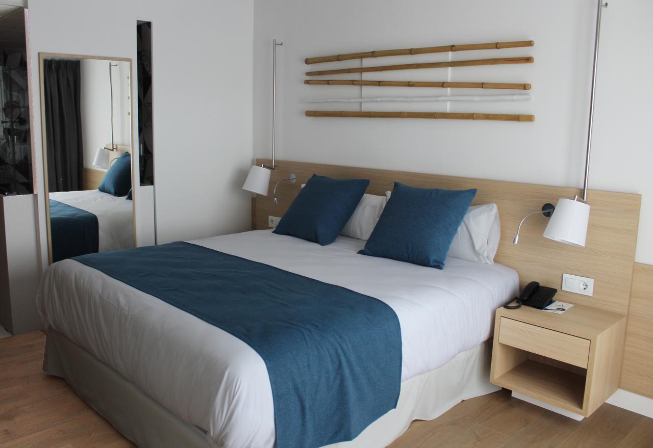 Aqua Hotel Onabrava & Spa 4*Sup サンタ・スサナ エクステリア 写真