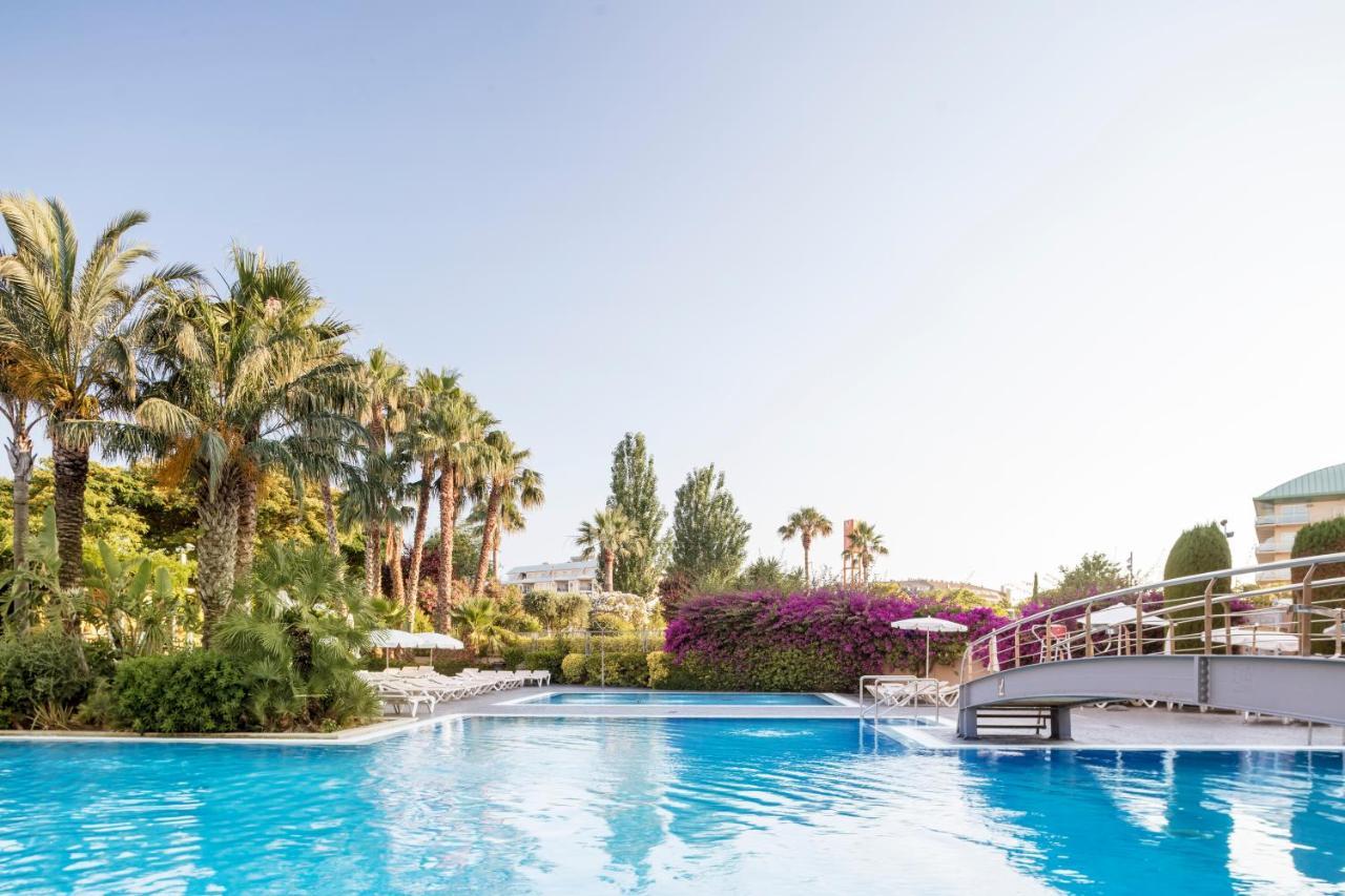 Aqua Hotel Onabrava & Spa 4*Sup サンタ・スサナ エクステリア 写真