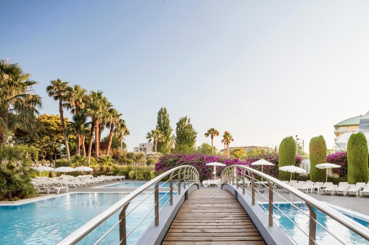 Aqua Hotel Onabrava & Spa 4*Sup サンタ・スサナ エクステリア 写真