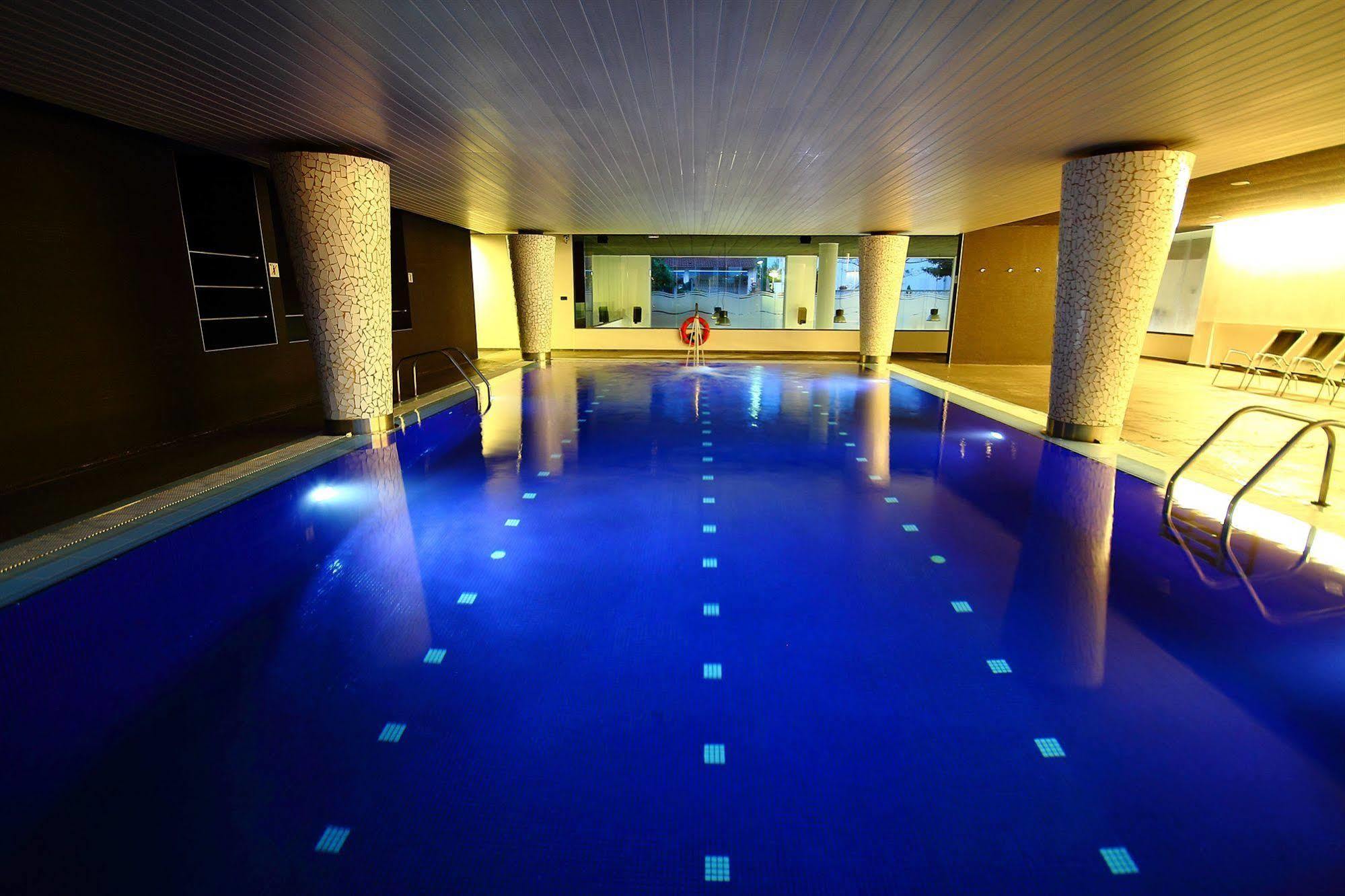 Aqua Hotel Onabrava & Spa 4*Sup サンタ・スサナ エクステリア 写真