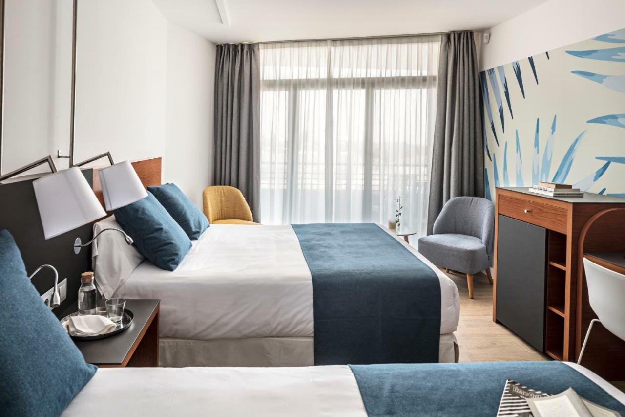 Aqua Hotel Onabrava & Spa 4*Sup サンタ・スサナ エクステリア 写真